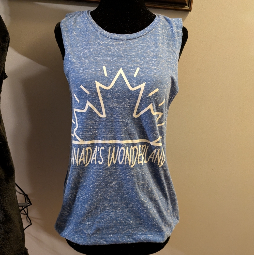 Canada's Wonderland Women's Muscle Shirt Small